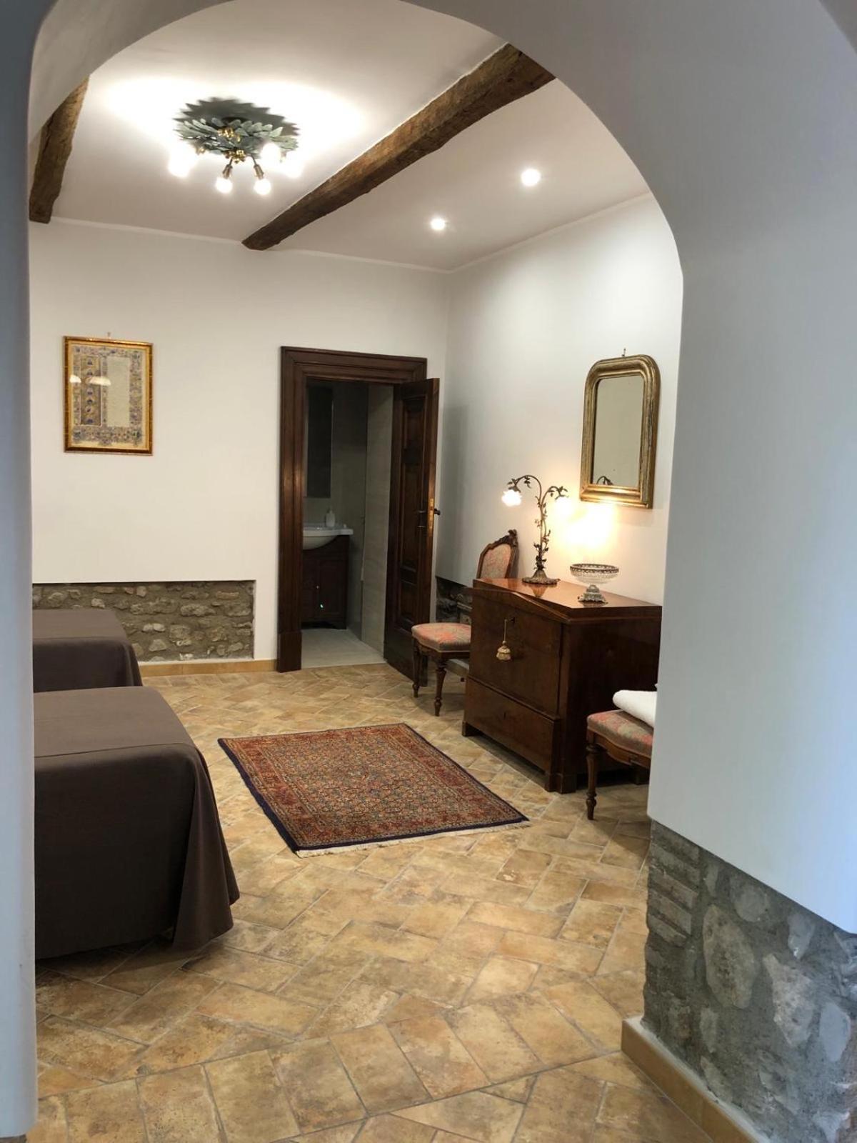 Il Rifugio Del Pellegrino Villa Vetralla Luaran gambar